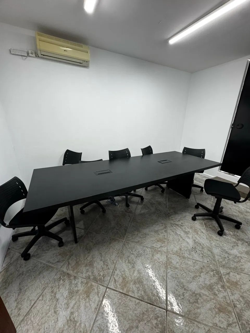 Mesas de Reunião  - Foto 2