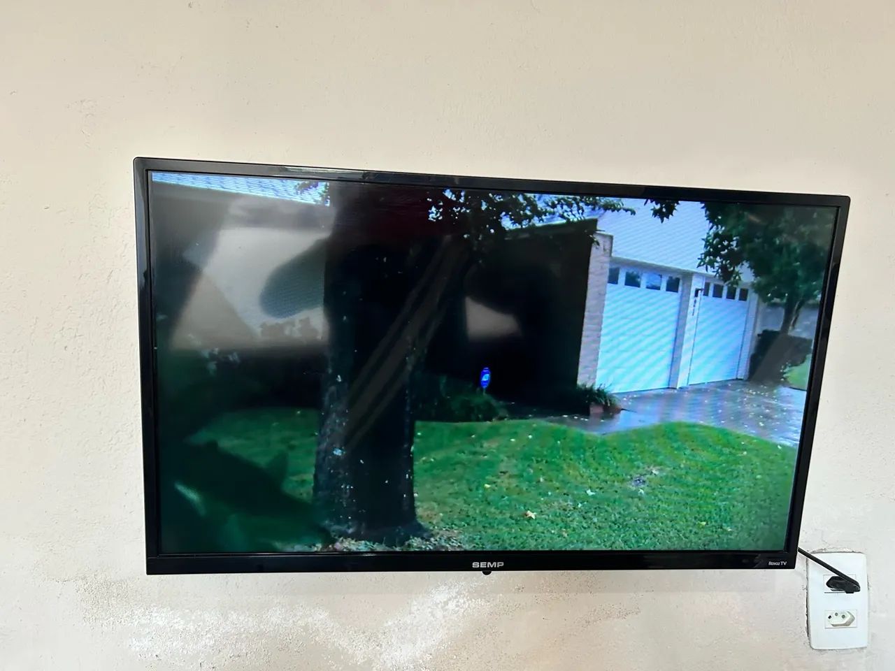 Smart TV 32? polegadas semp roku - Foto 2