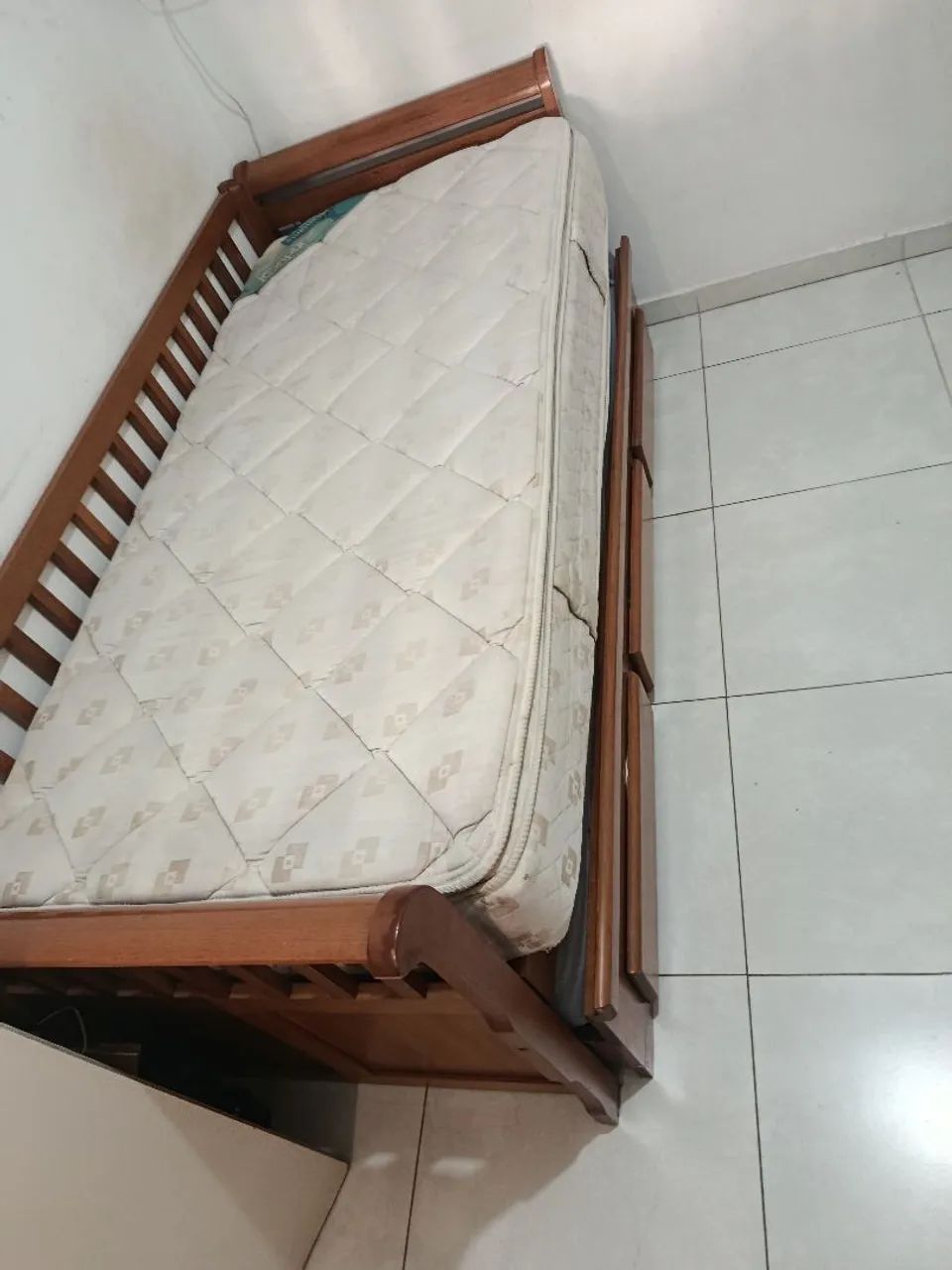 Bi cama com 3 gavetas e acompanha o colchão de cima - Foto 4