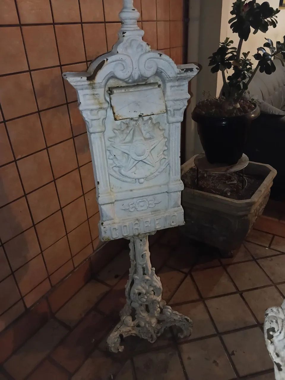 Caixa de correios de ferro - Foto 2