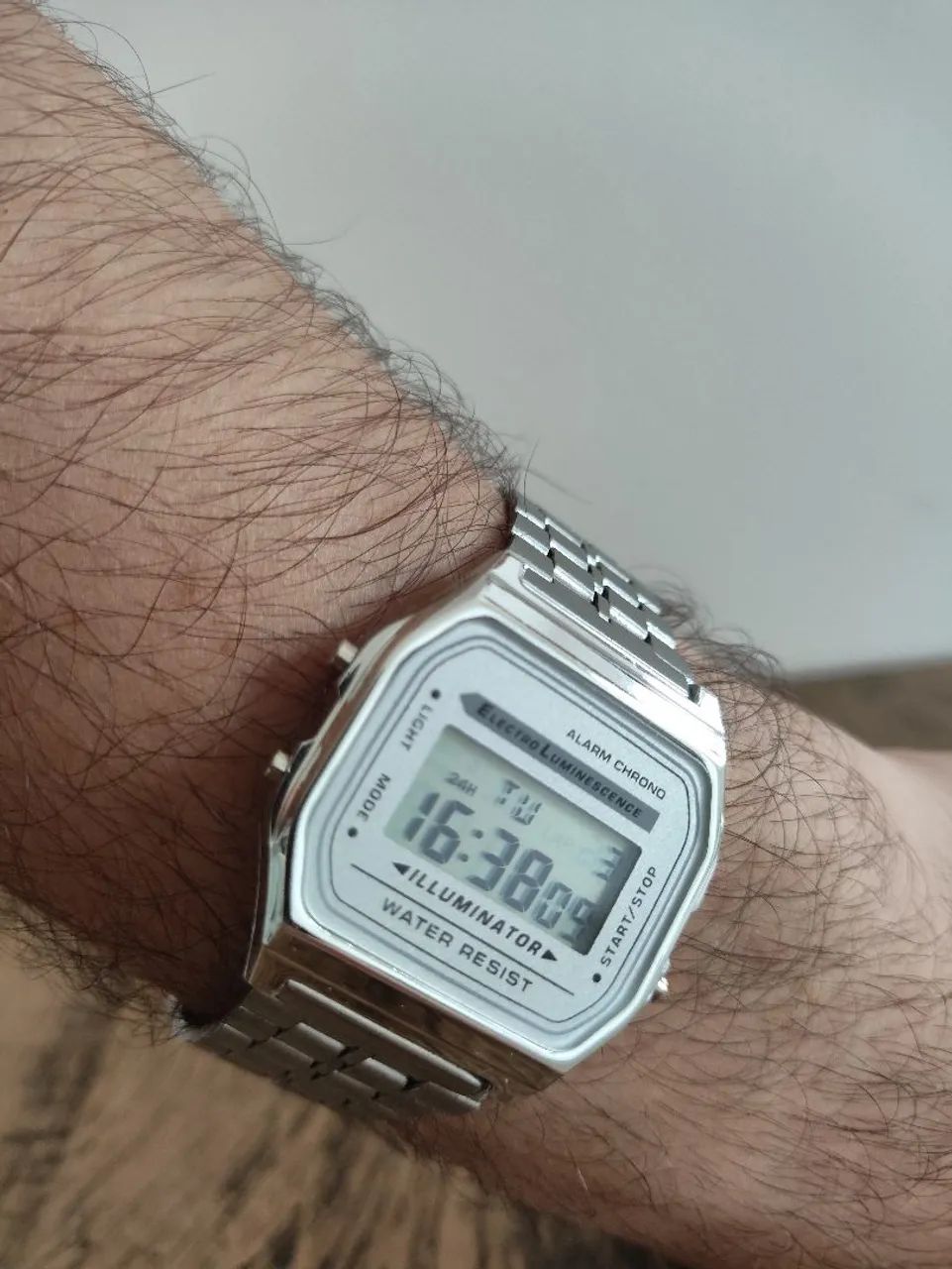 Relógio pulseira de aço estilo Casio clássico  - Foto 5