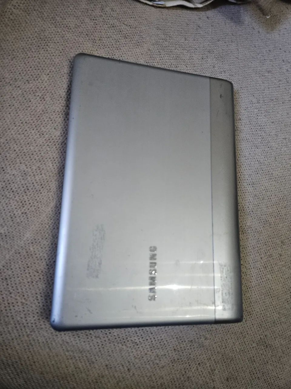 Vendo netbook  sansung NP300U defeito