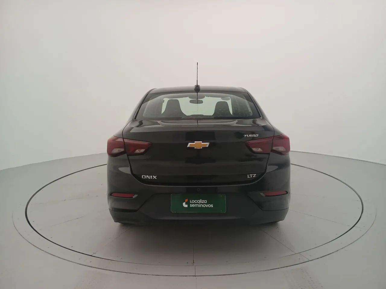 Chevrolet Onix Plus LTZ 1.0 12V TB Flex Aut. 4P, foto 4 de 18