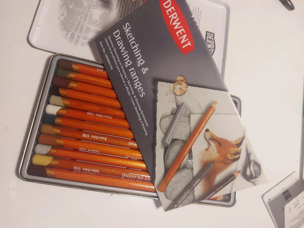 Derwent Drawing Pencils 12 Tin Importado! - Foto 3