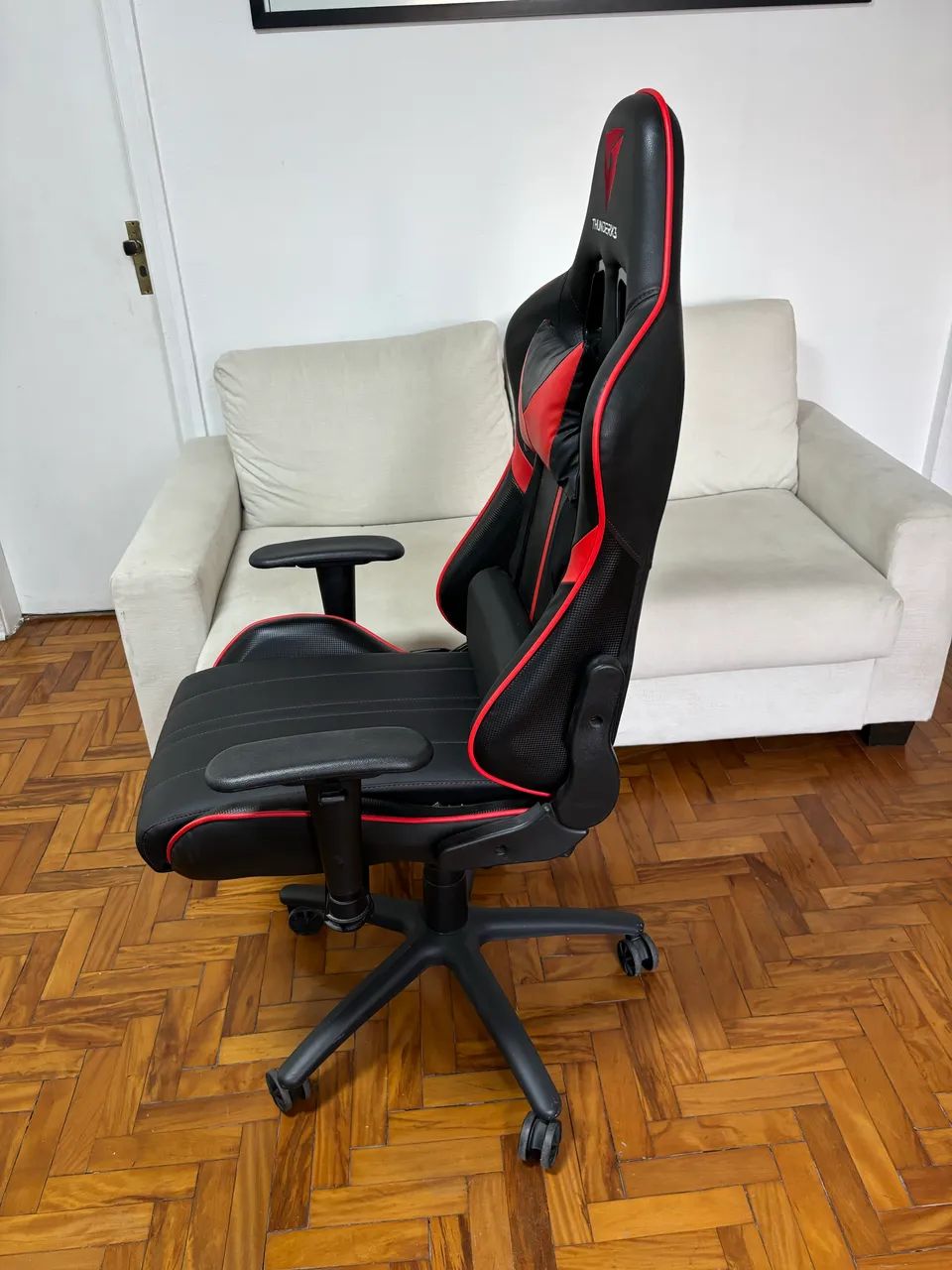 Cadeira Gamer Thunder X3 nova - Foto 4