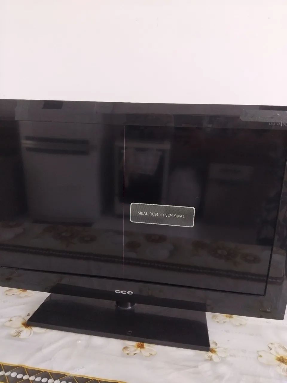 Vende-se tv CCE 32 polegada  - Foto 2