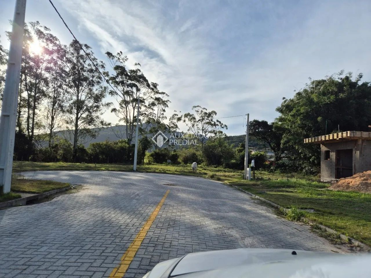 TERRENO DE 425,52M² EM GAROPABA