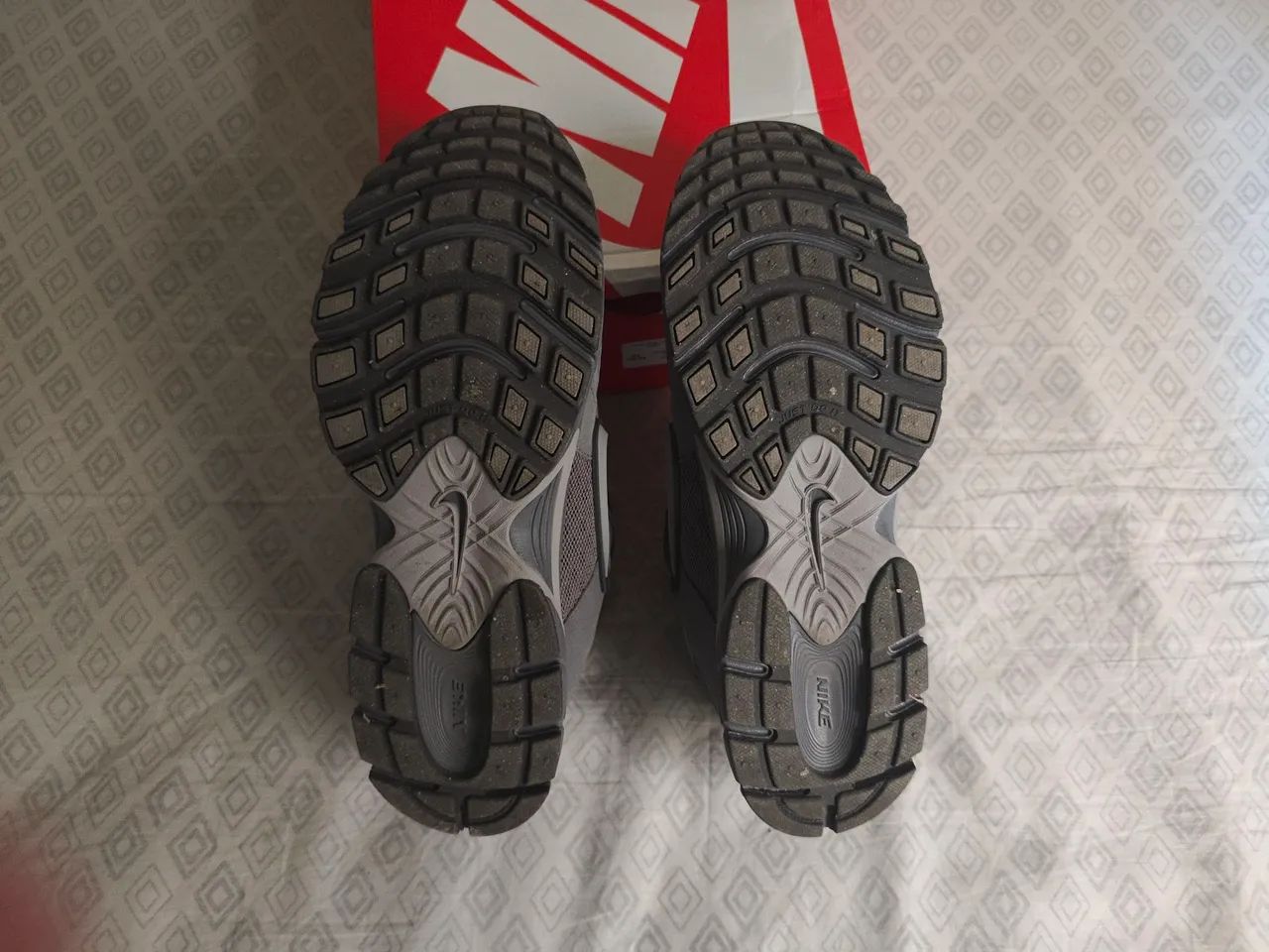 Tênis Nike v5 chumbo - Foto 4