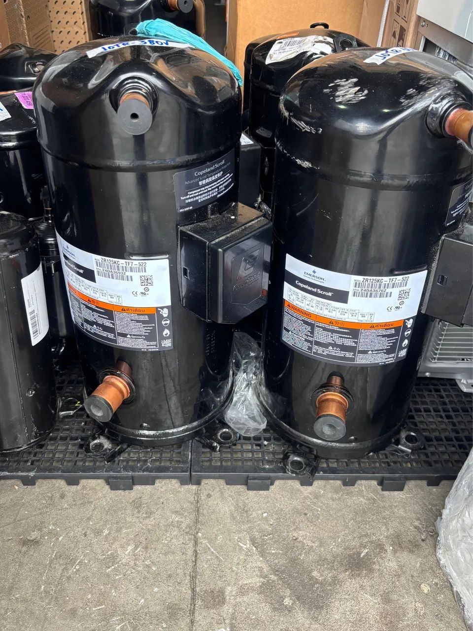 Compressor Emerson 10TR 380V R22 - Foto 3