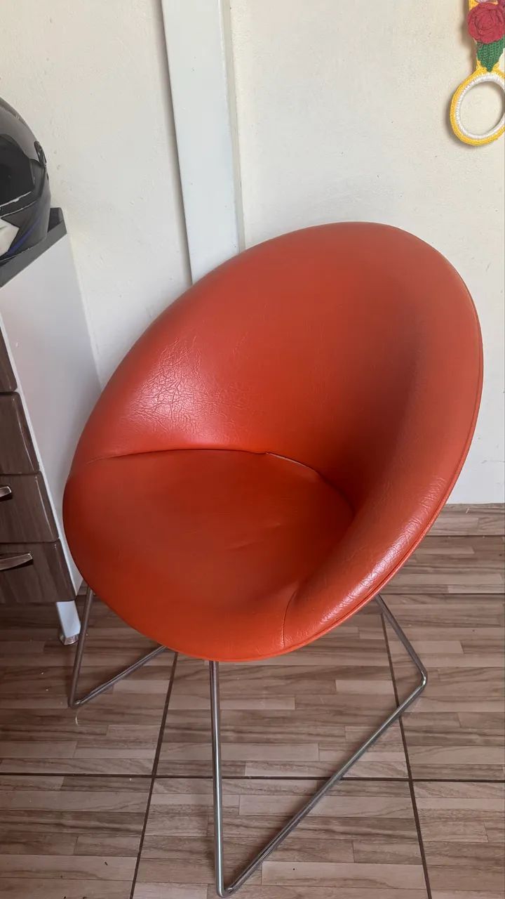 2 Poltronas Laranjadas