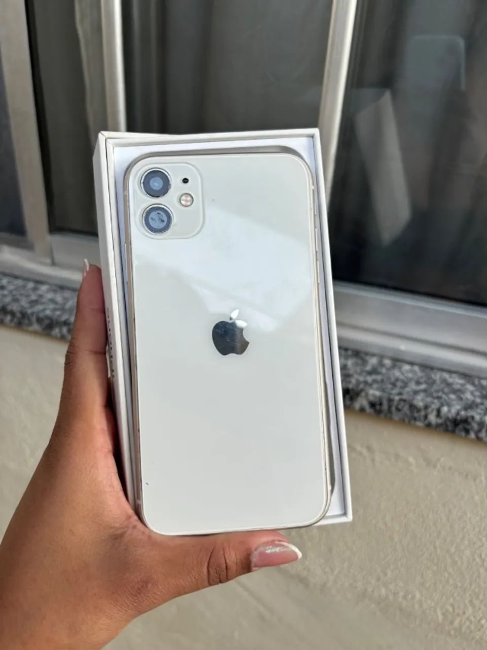 IPHONE 11