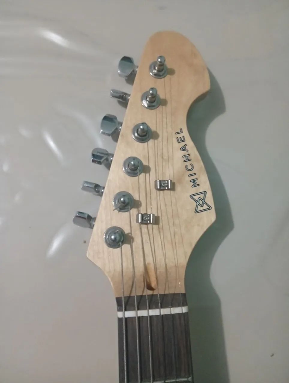 Guitarra michael nova - Foto 2