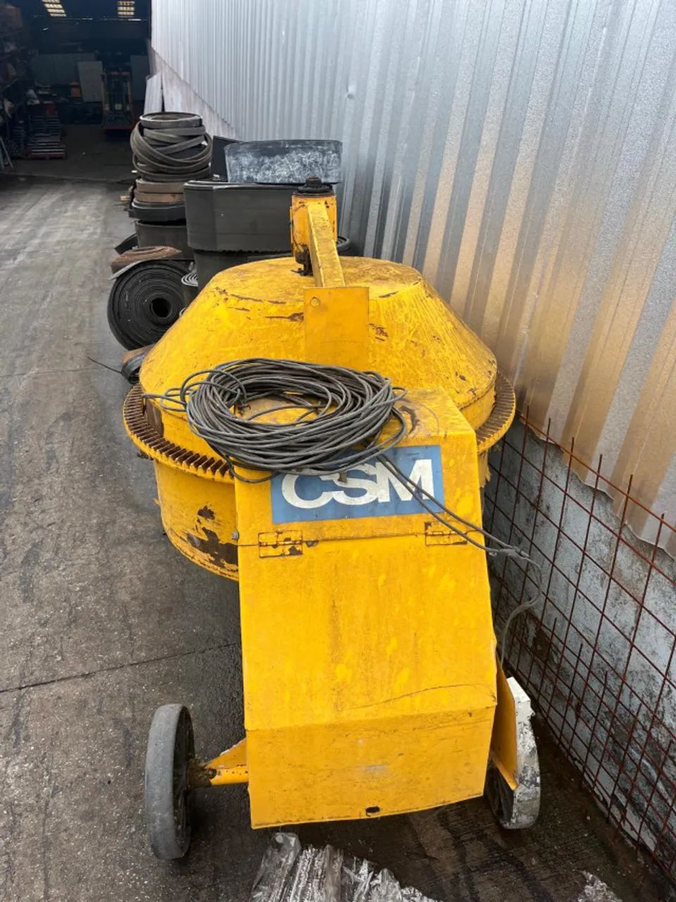 Betoneira 400L 1 Traço Super Mono 220V CSM