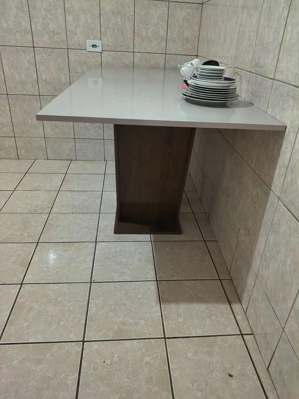 Mesa jantar com 6 cadeiras semi nova - Foto 4