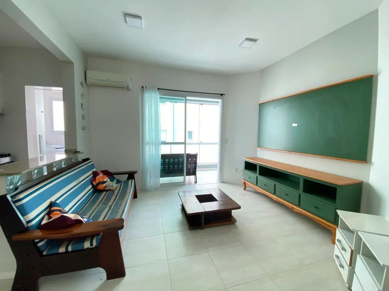 Apartamento 2 Dormitórios com Suíte ACM Lagoa Pequena