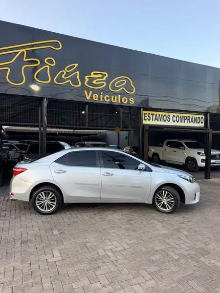 Toyota Corolla Altis 2.0 Flex 16V Aut. 2017 - Foto 3