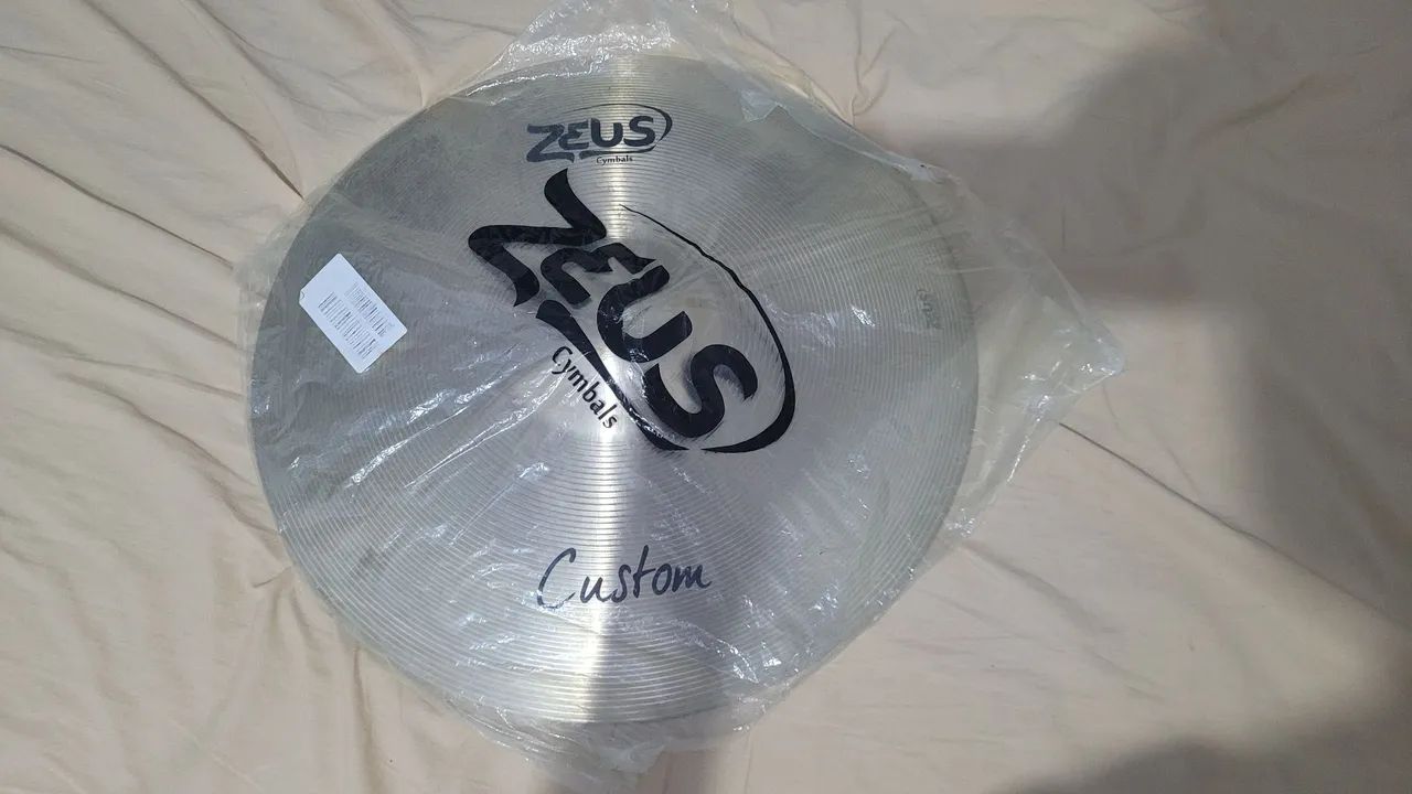 Prato zeus custom 18'