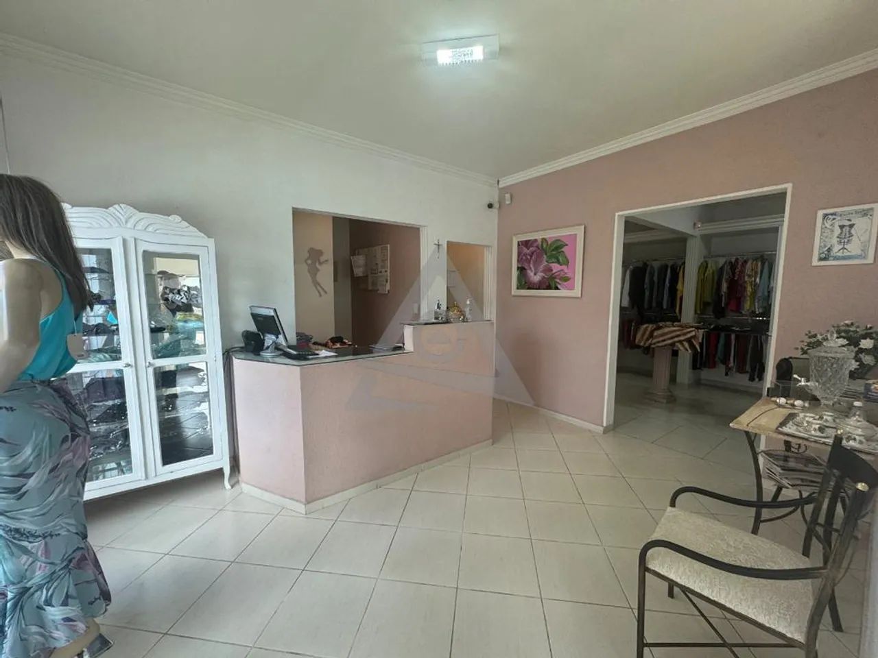 Sala à venda e para alugar em Campinas, Taquaral, com 226 m²