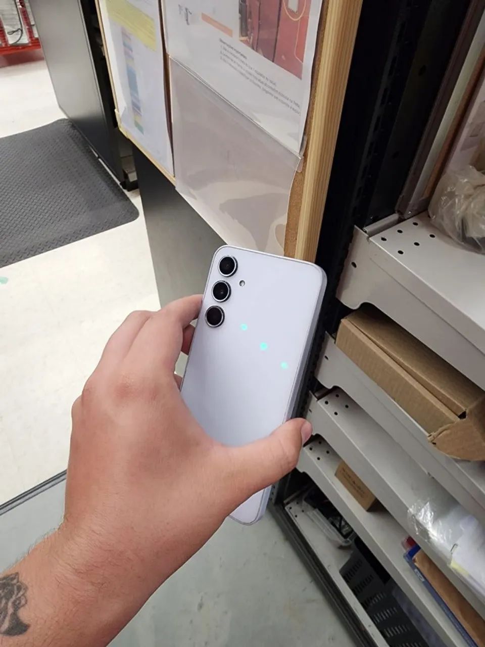 Sansung A35 256GB 8gb Ram - Foto 4