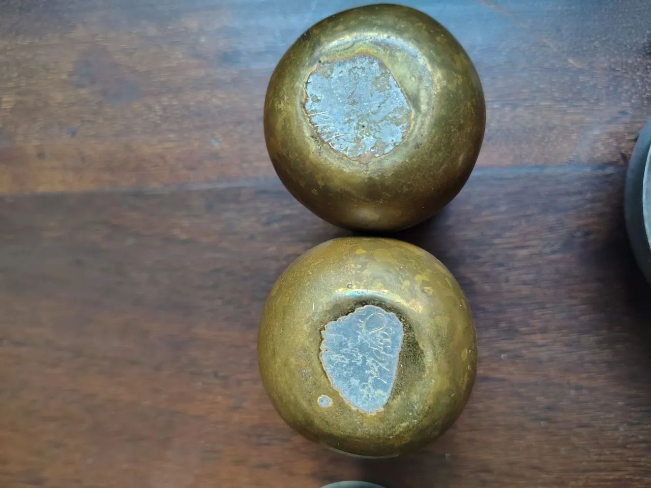 Par de miniaturas bronze "saco de dinheiro" - Foto 2