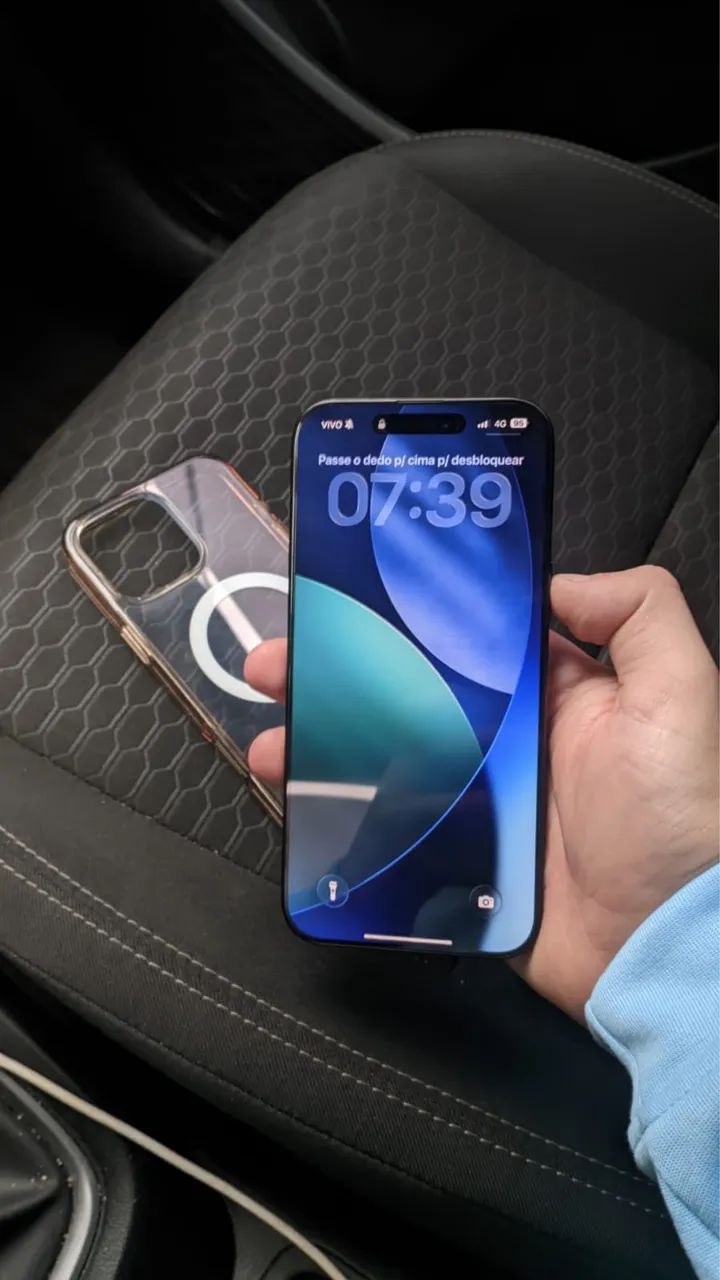 iPhone 16 Pro Max - 256gb (100% | 1 mês de uso)