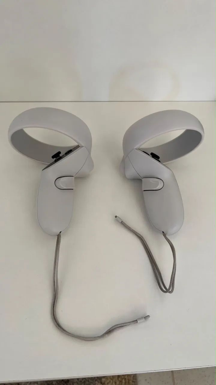 ÓCULOS DE REALIDADE VIRTUAL (META QUEST 2) - Foto 2