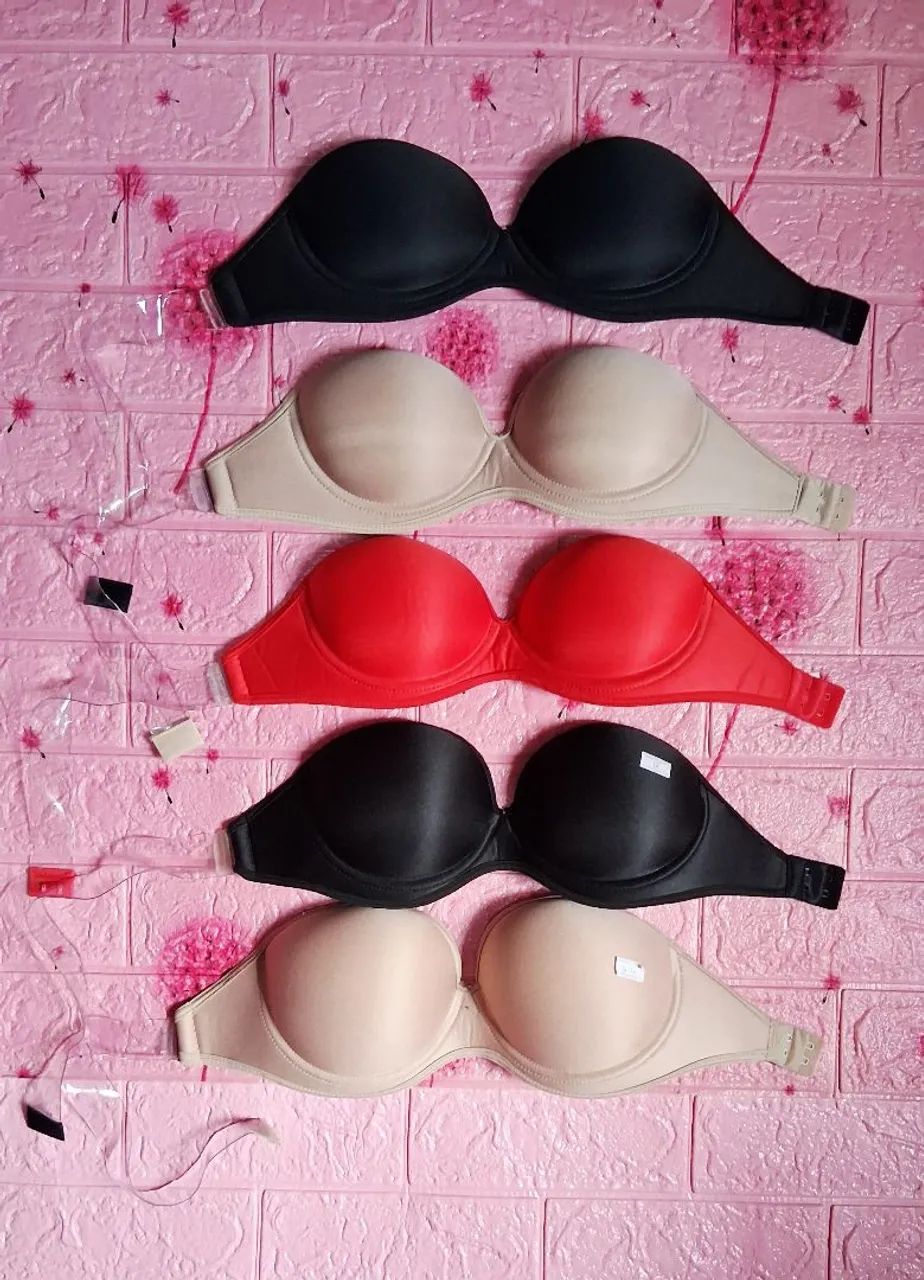 Sutiã de silicone na costa 