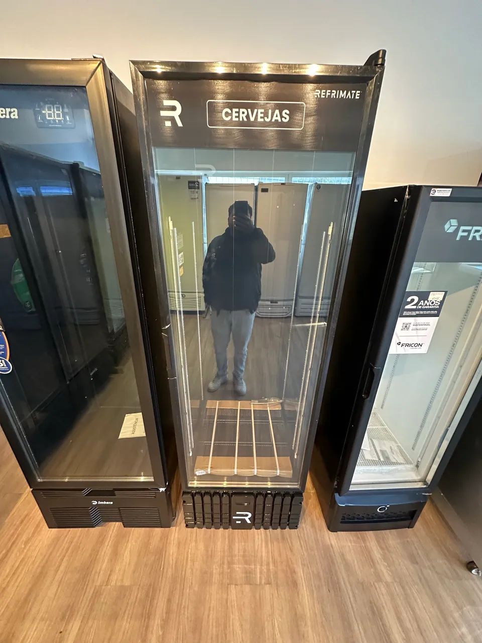 Expositor 1 porta cervejeira 570 litros refrimate 