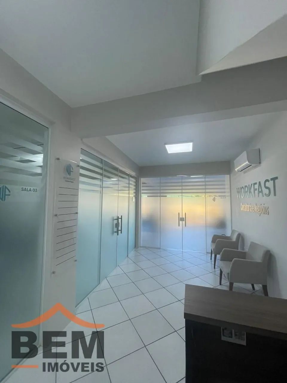 Sala para alugar com 315 m² no bairro Centro, em Itajaí. - Foto 4