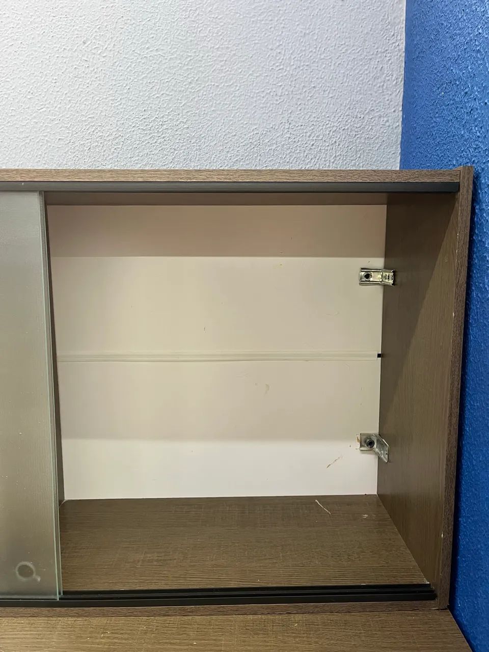 Armário aéreo com porta de correr de vidro  - Foto 2