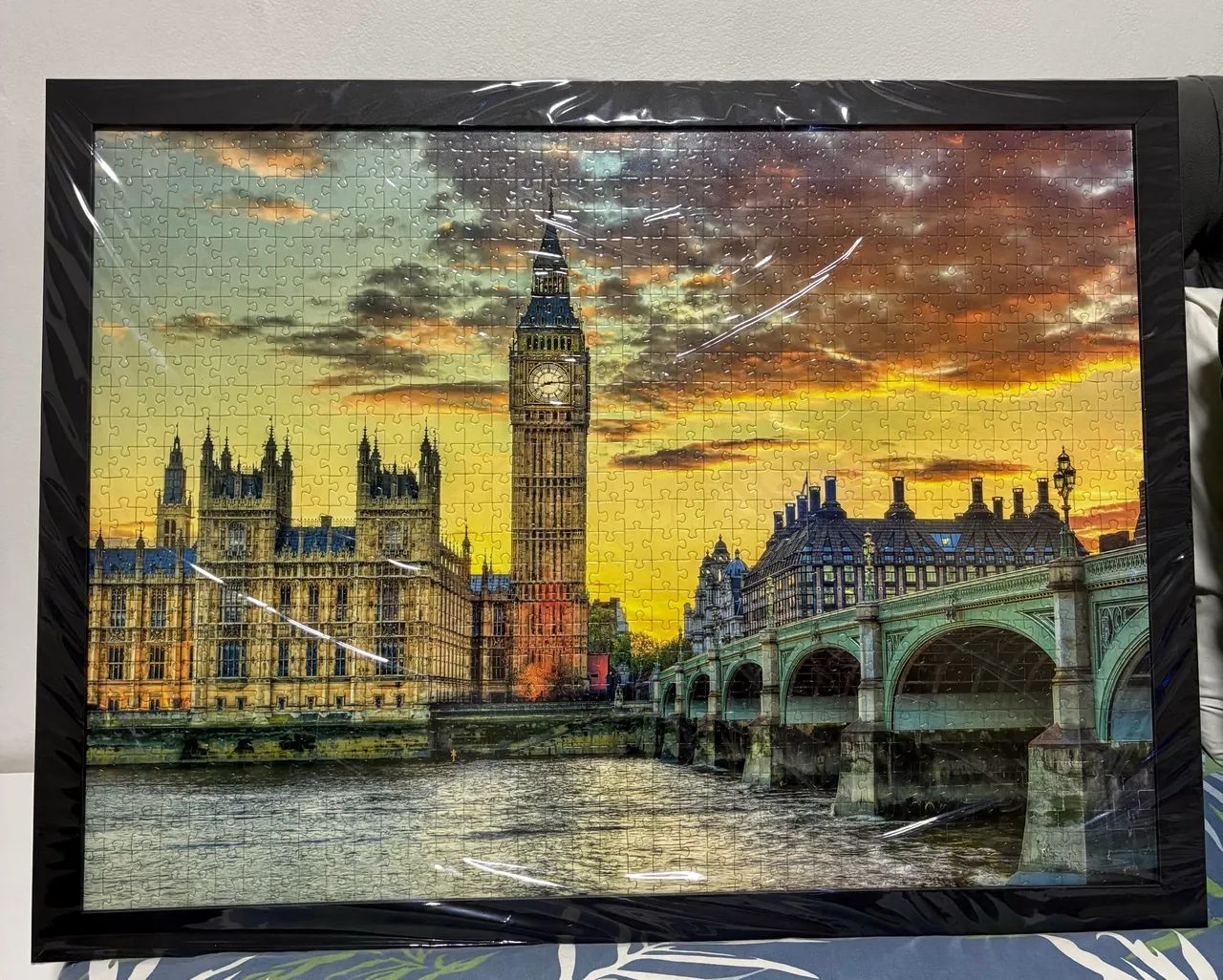 Moldura com paisagem de quebra cabeça 