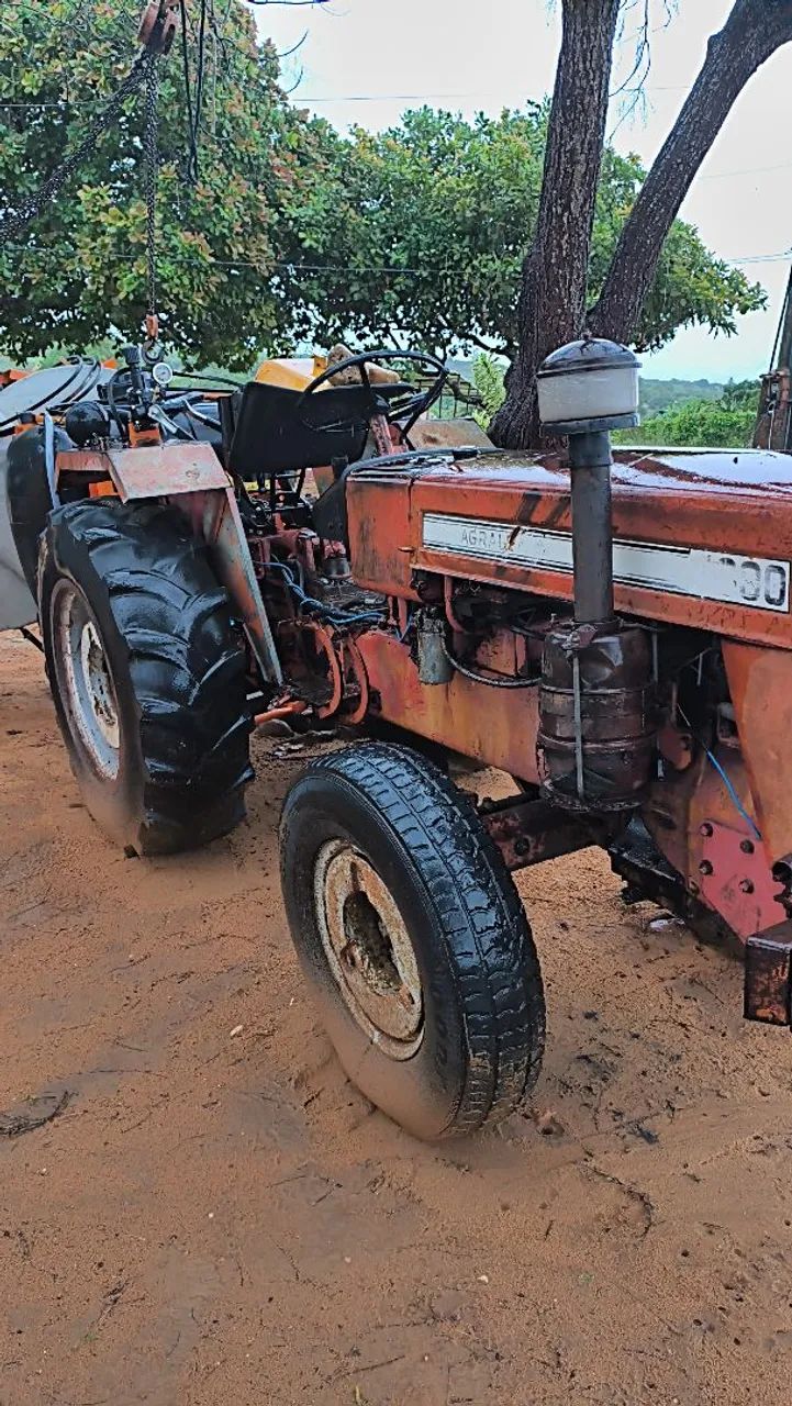 Trator 4200 Agrale 