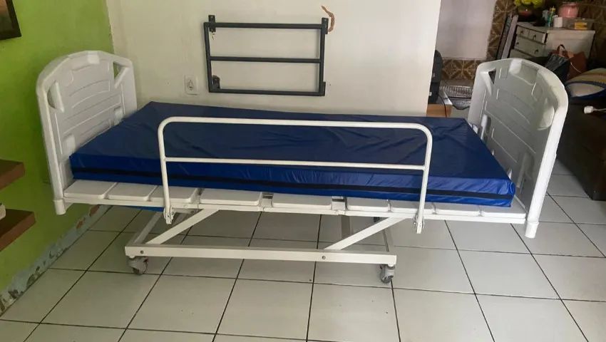 CAMA HOSPITALAR SEMINOVA