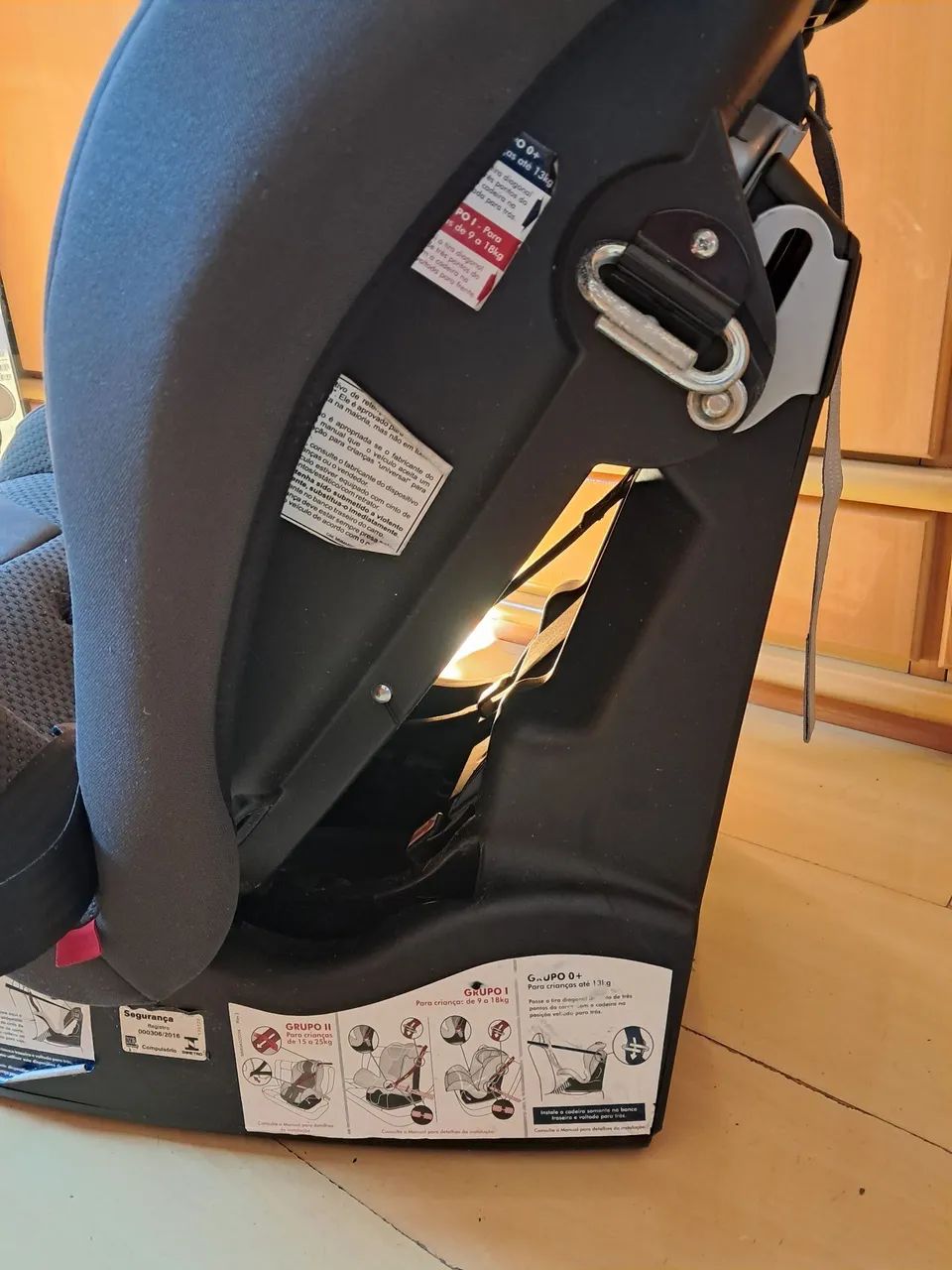 Cadeira para carro Burigotto pra crianças até 25 kg - Foto 4