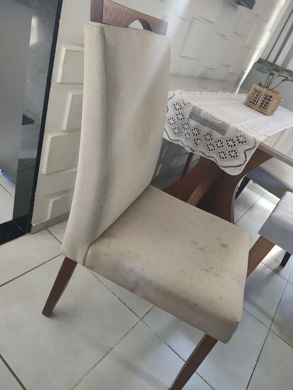 Vendo cadeiras de jantar - Foto 3