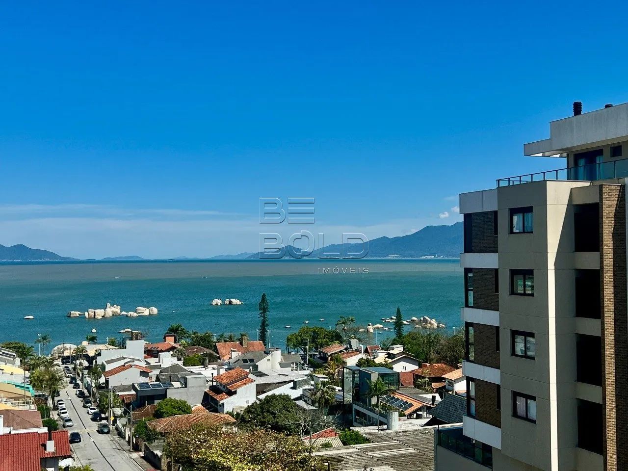 Apartamento 3 dormitórios vista mar no Itaguaçu - Foto 2