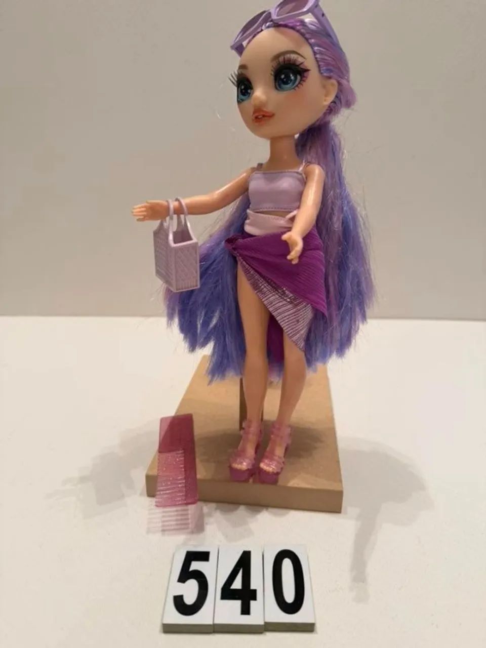  BONECA RAINBOW HIGH SWIM & STYLE DOLL VIOLET PURPLE 