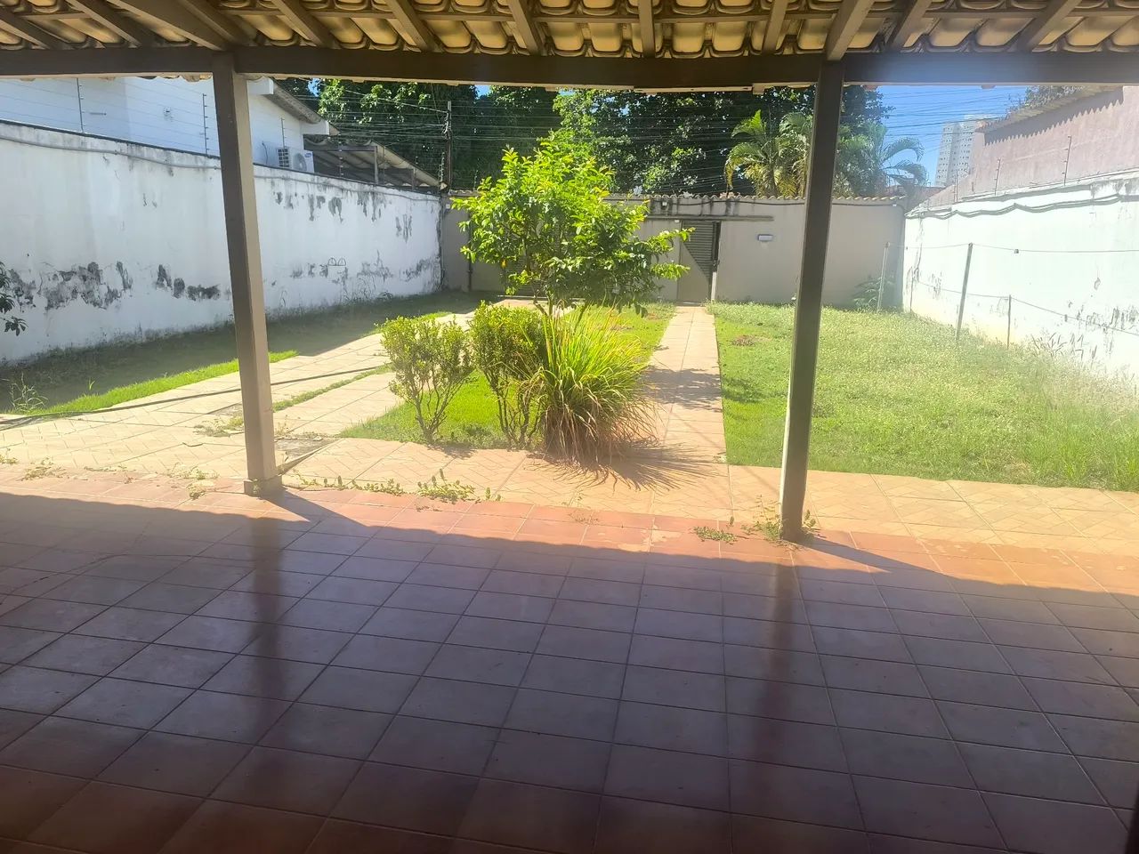 Vendo excelente casa St dos FUNCIONÁRIOS 