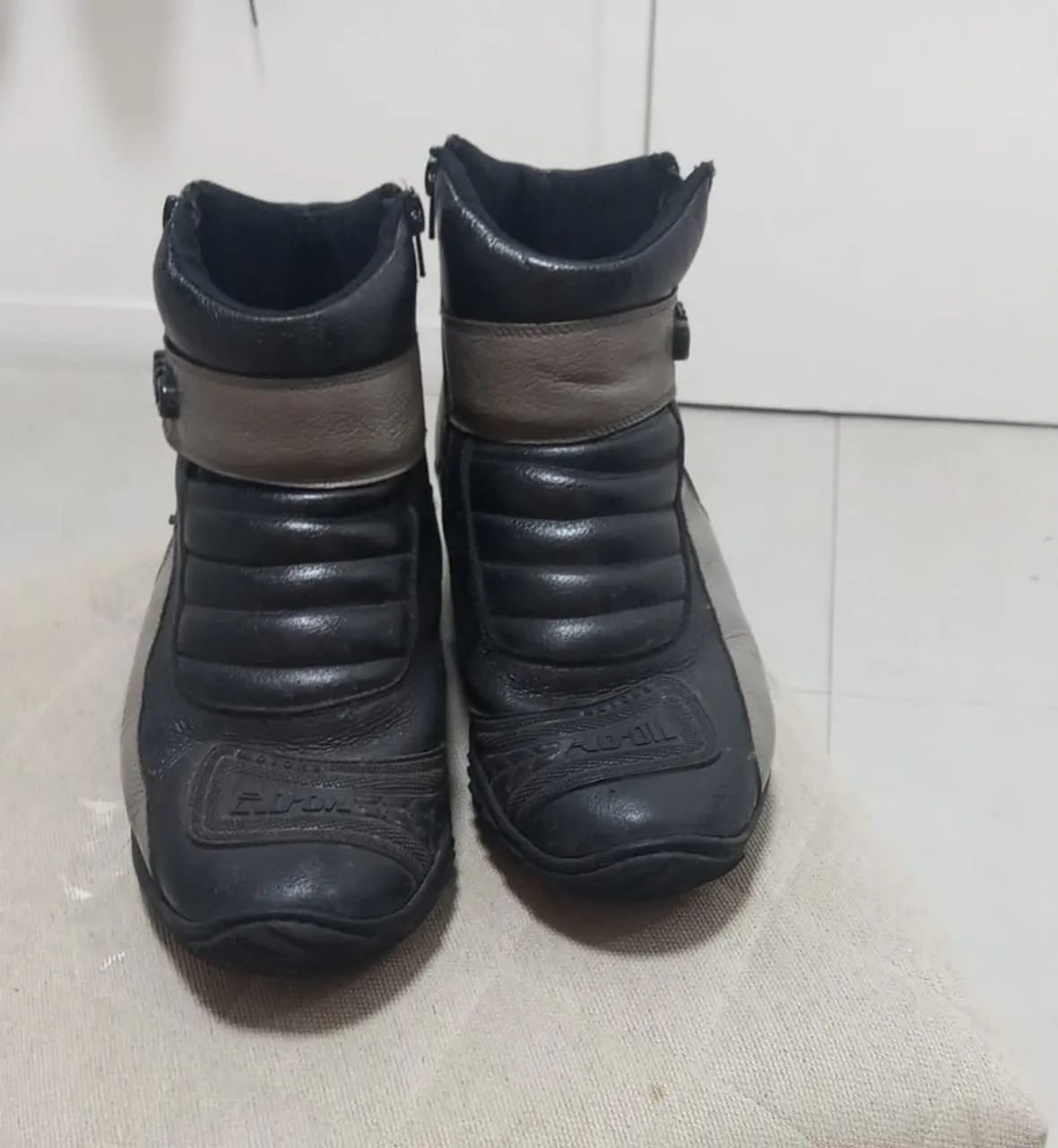 Jaqueta e bota - Foto 5