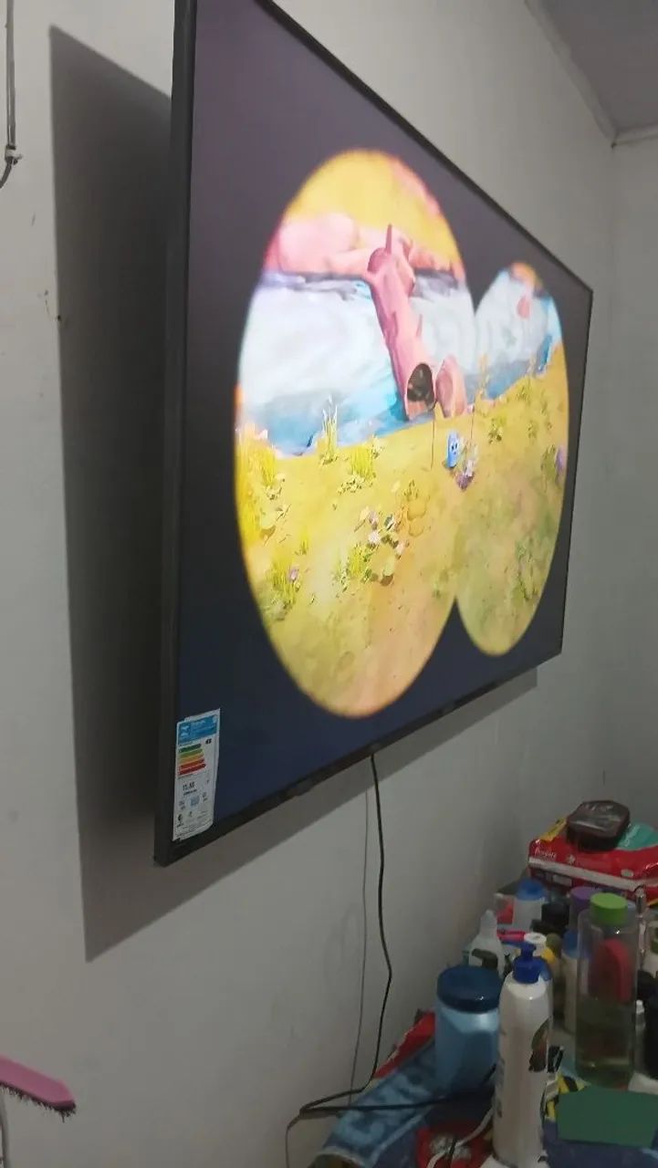 Vendo uma TV Smart 65 polegadas LG nova 4 meses de uso, WhatsApp *61 - Foto 2
