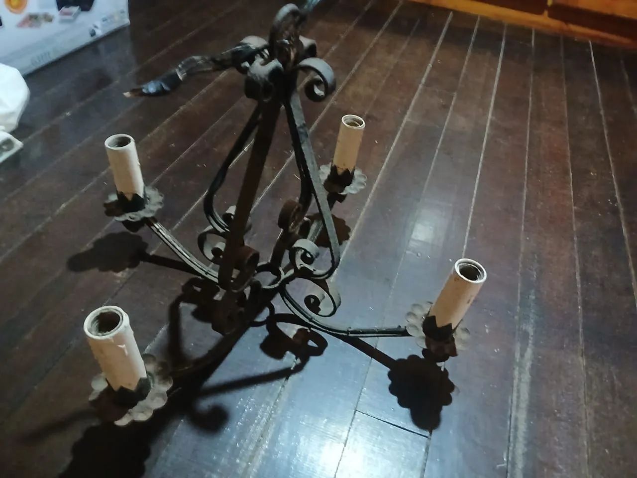 Candelabro Rústico forjado para Decoração e Restaurantes! - Foto 2