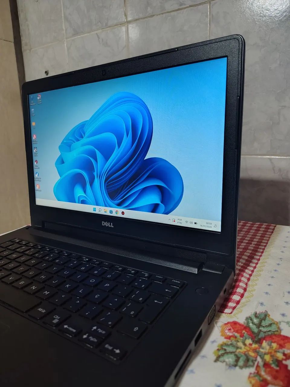 Notebook Dell core i3 8gb DDR4 com NVMe 256 GB tudo ok aceitamos cartões  - Foto 3
