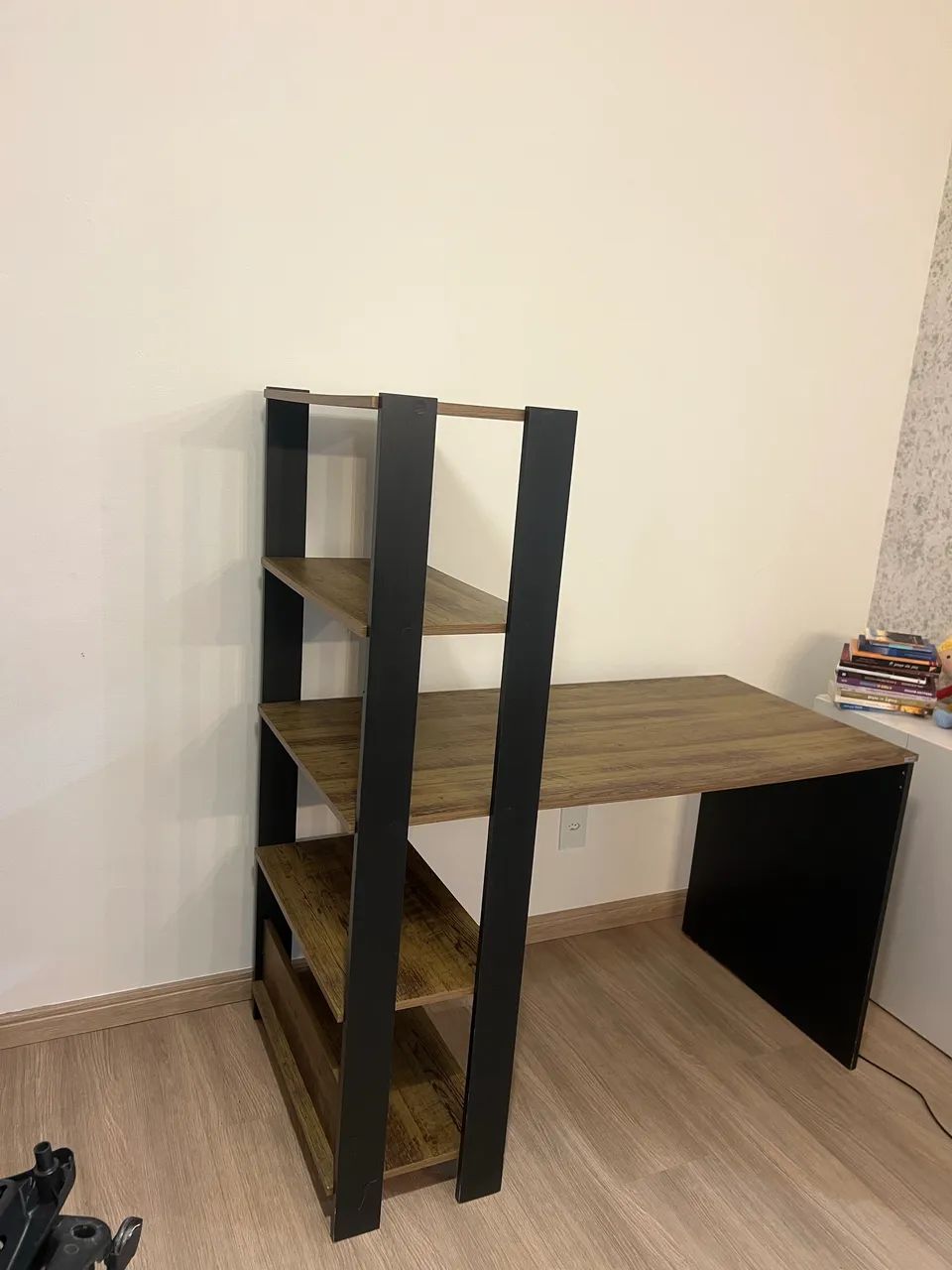 Escrivaninha  - Foto 3