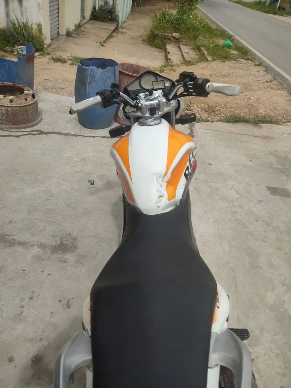 Vende-Se CB 300 2014 - Foto 5
