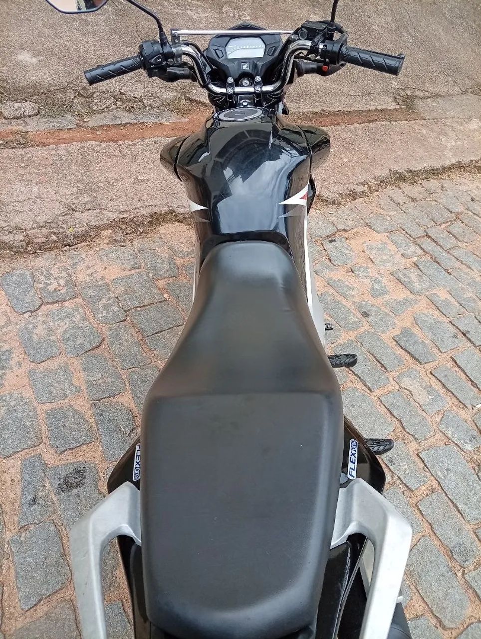 Vendo moto Cel * - Foto 3