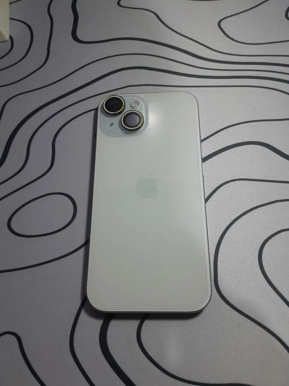 IPhone 15 [leia a descrição]