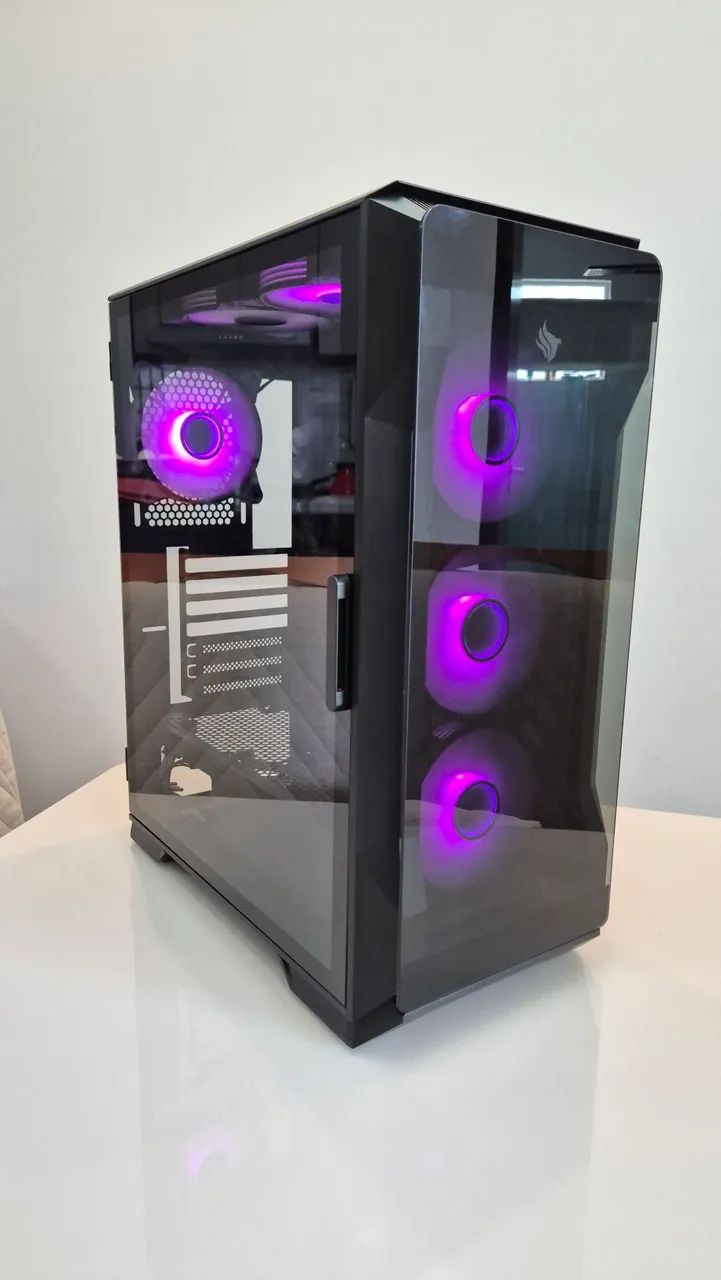 Gabinete gamer com fans e controladora