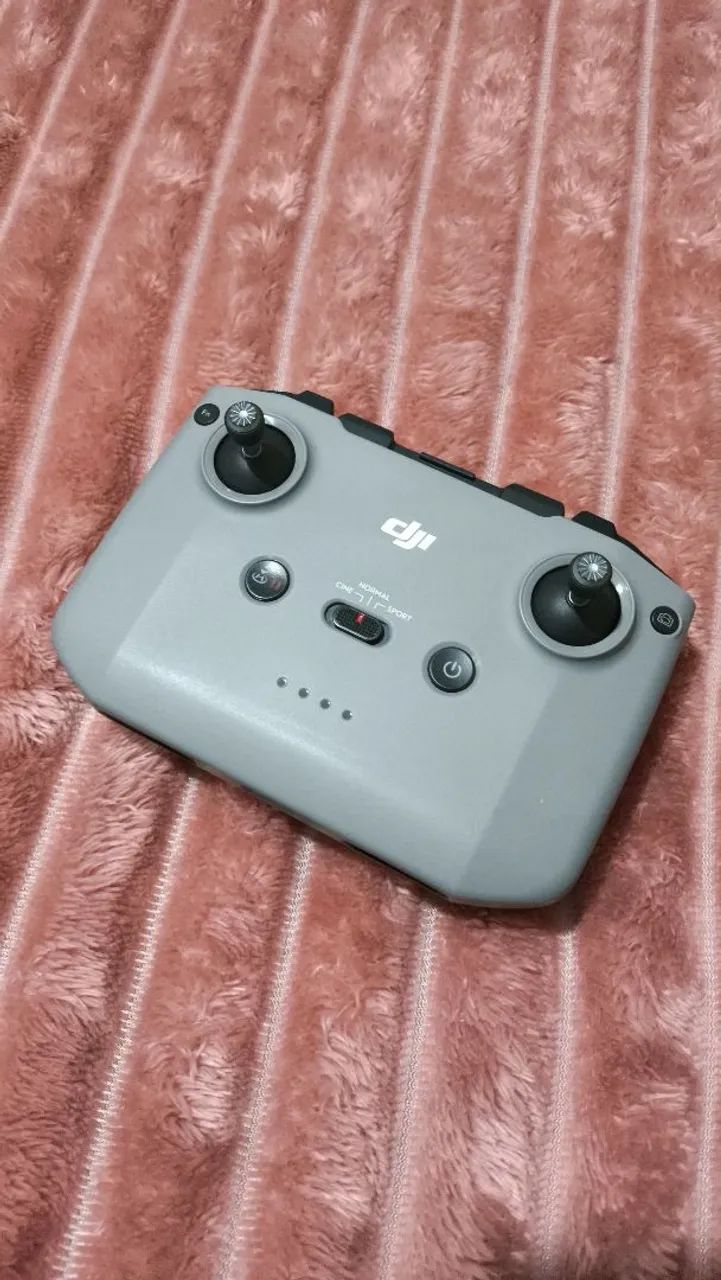 Drone DJI Mini 3 Fly More Combo - 3 Baterias + 128GB | Estado de Novo - Foto 2