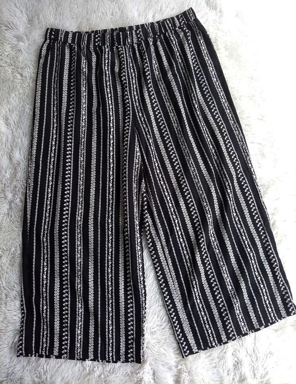 Calça Shein Plus Size Tam 5XL Nova - Foto 2