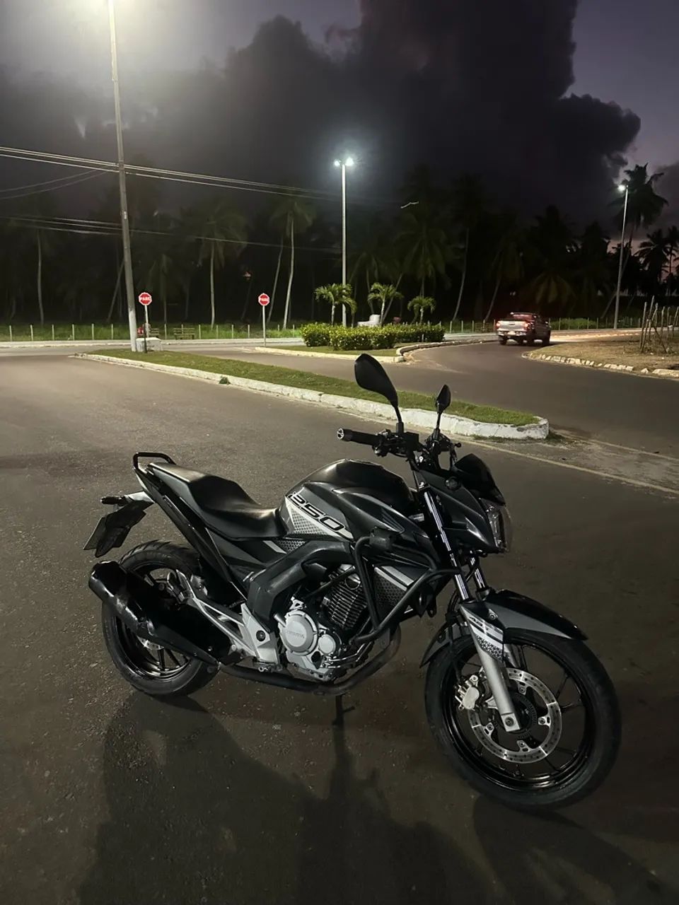 Twister 2022 cinza - Foto 4